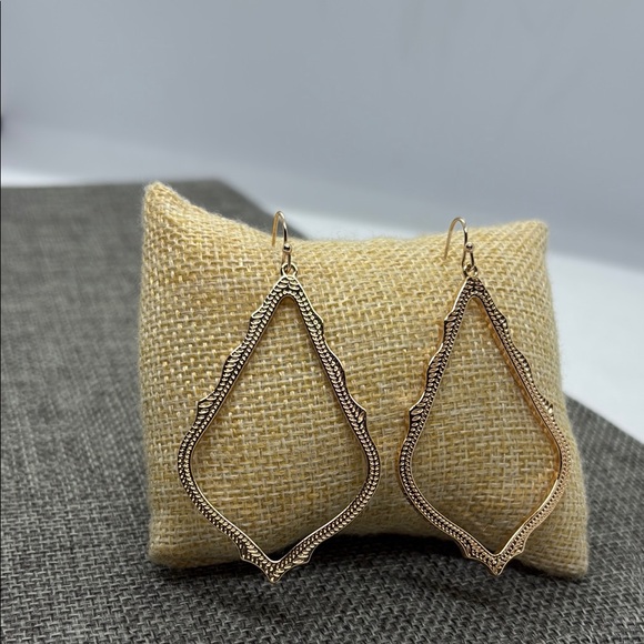 Kendra Scott Sophee Gold Teardrop Earrings - Picture 3 of 6